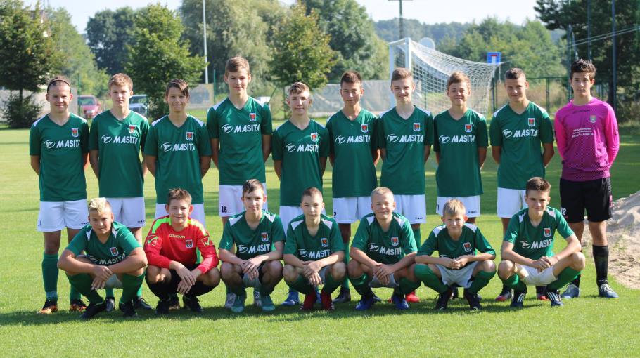 Zdjęcie grupowe drużyny Trampkarz 2021-2022